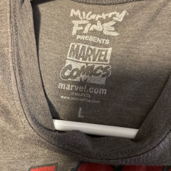 Marvel comics, Captain America tank top - Picture 2 of 3